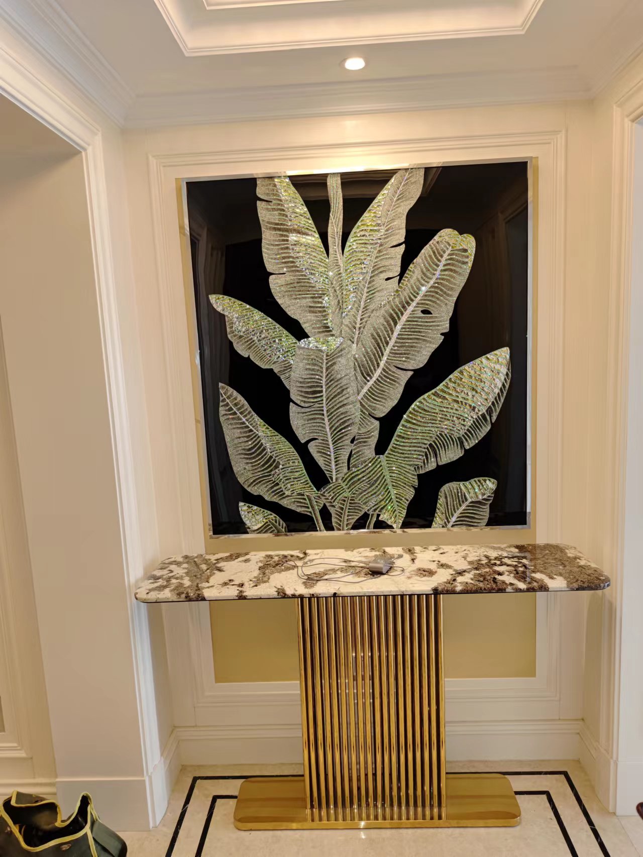 Customized Swarovski crystal Arts