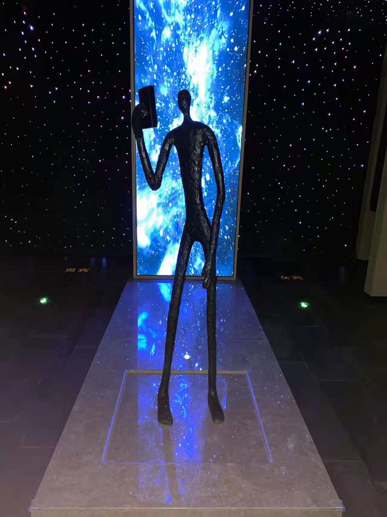 Benjamin Paint Chain Store